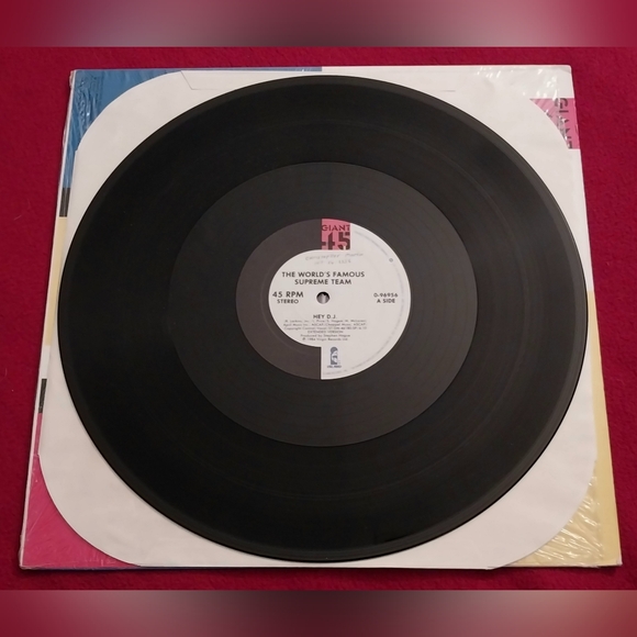 The World's Famous Supreme Team Hey D.J. 12" Single Island Records 1984 Vinyl - Picture 3 of 4